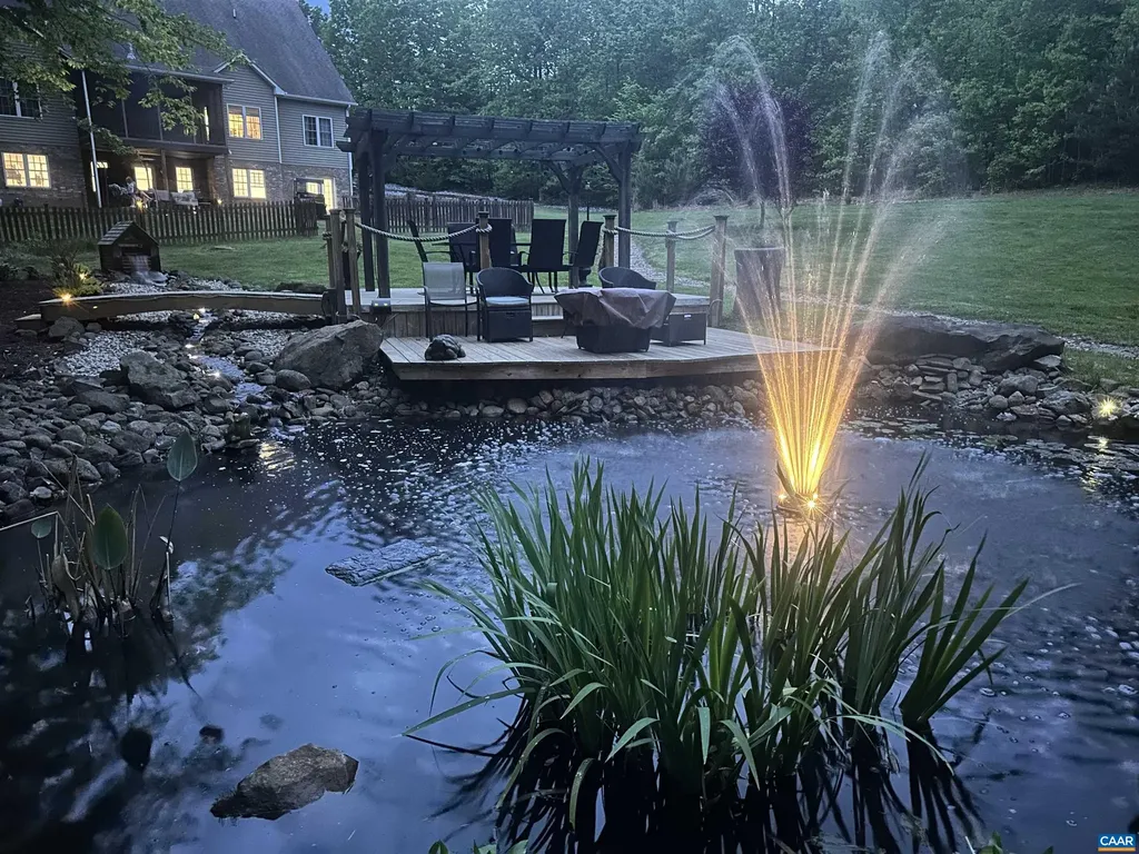 214 Toms Road Barboursville VA 22923