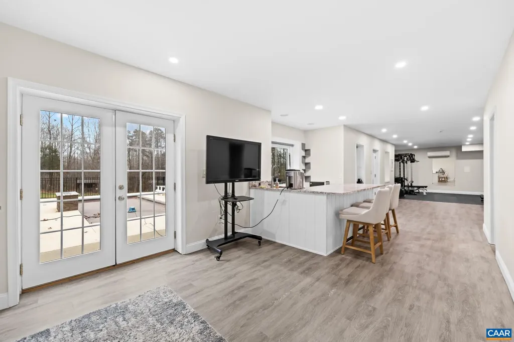 214 Toms Road Barboursville VA 22923