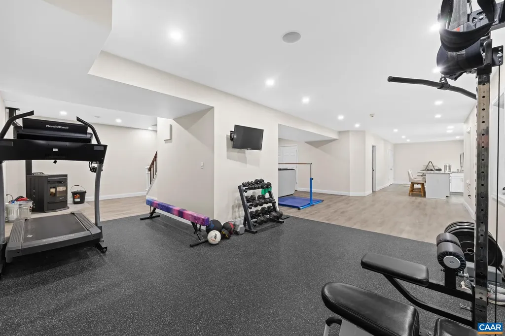 214 Toms Road Barboursville VA 22923