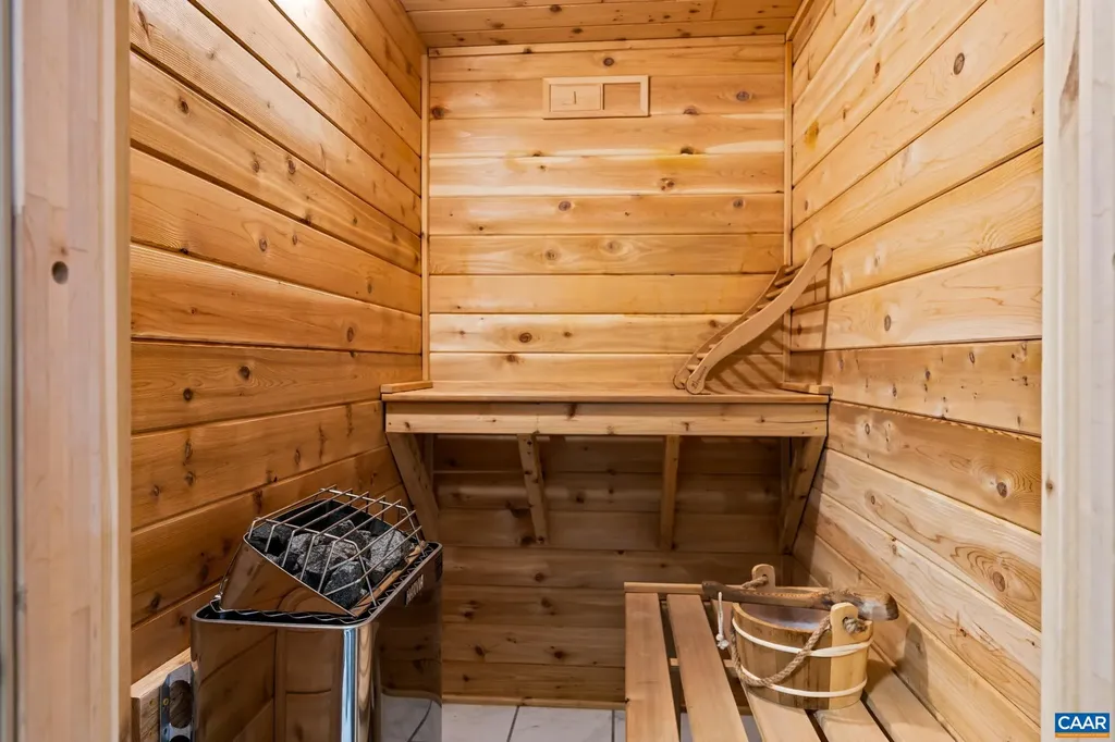 214 Toms Road Barboursville VA 22923