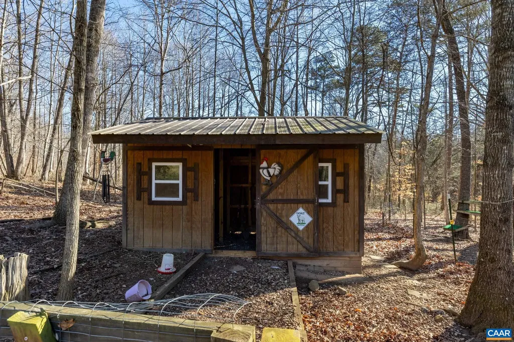 214 Toms Road Barboursville VA 22923