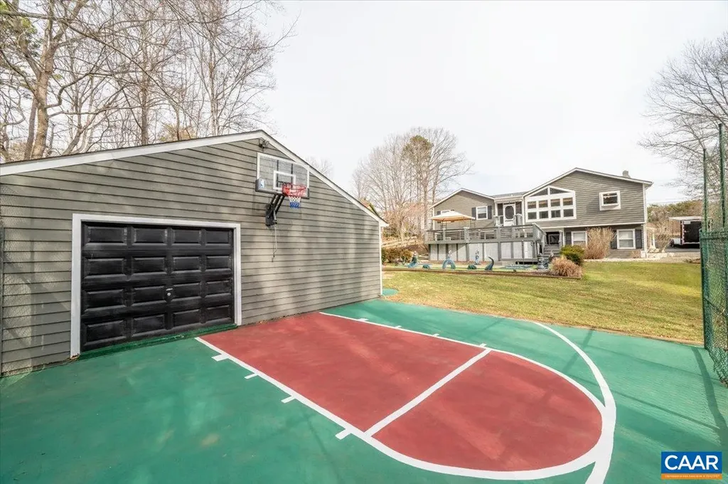 716 Preddy Creek Road Barboursville VA 22923