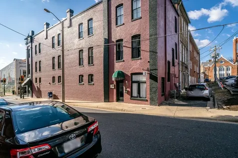 2 Central Avenue N Staunton VA 24401