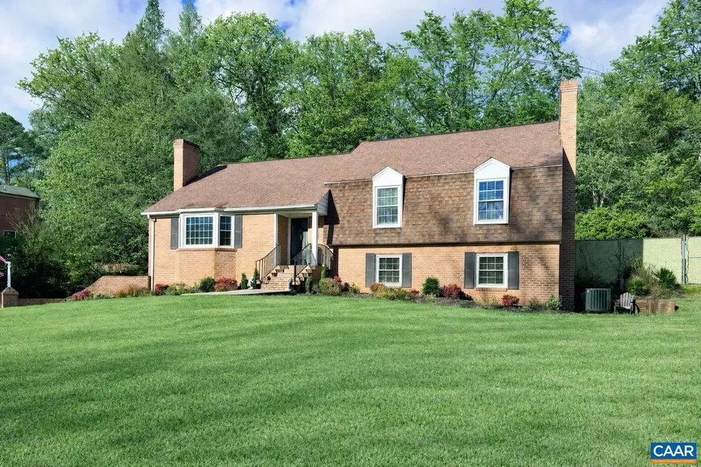 310 Dover Road Charlottesville VA 22901