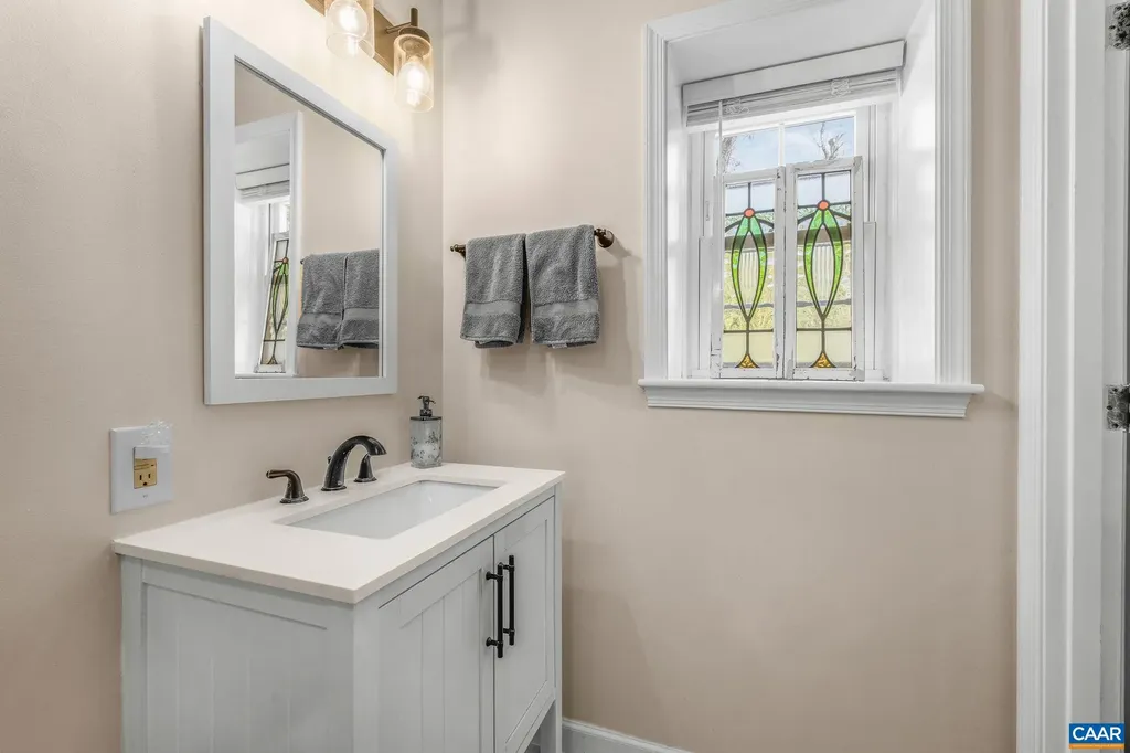 310 Dover Road Charlottesville VA 22901