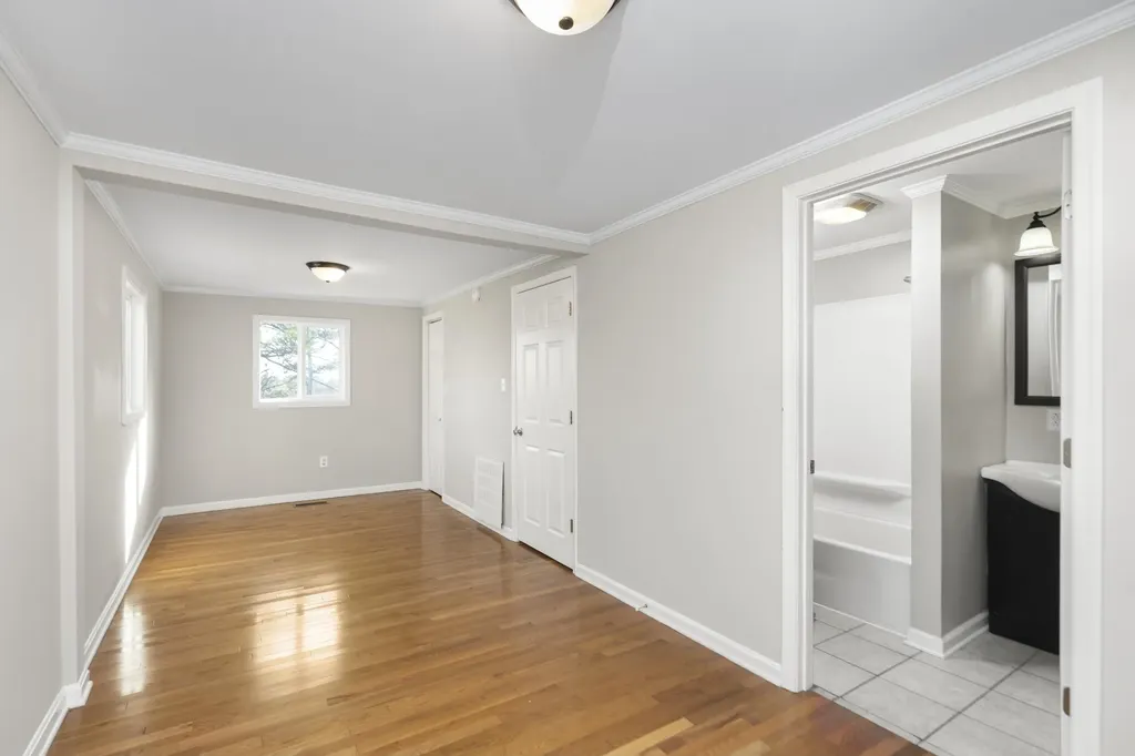 7081 Secretarys Sand Road Schuyler VA 22969