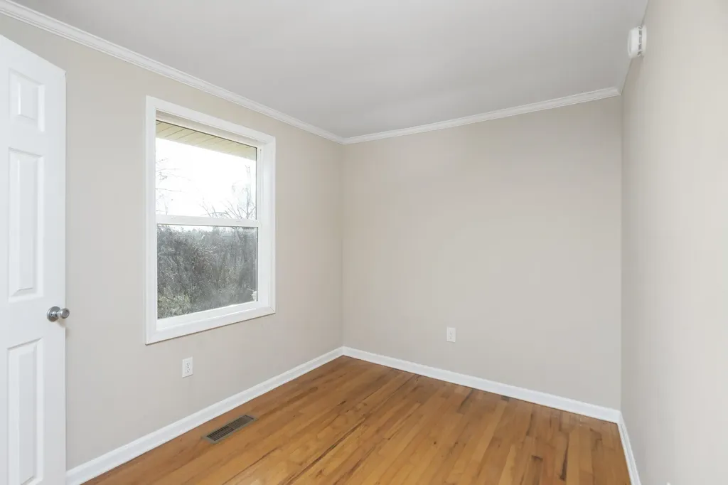 7081 Secretarys Sand Road Schuyler VA 22969