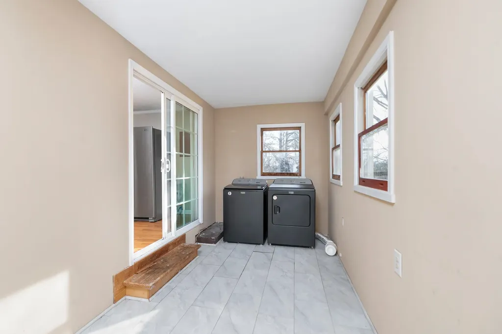 7081 Secretarys Sand Road Schuyler VA 22969