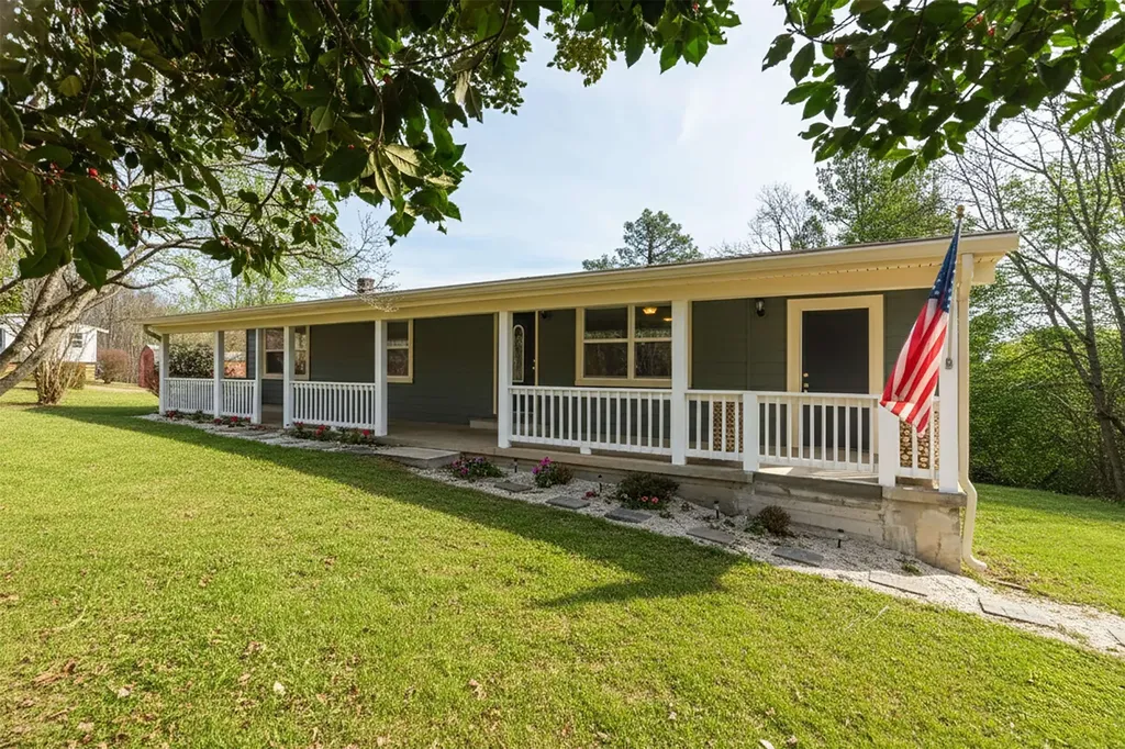 7081 Secretarys Sand Road Schuyler VA 22969