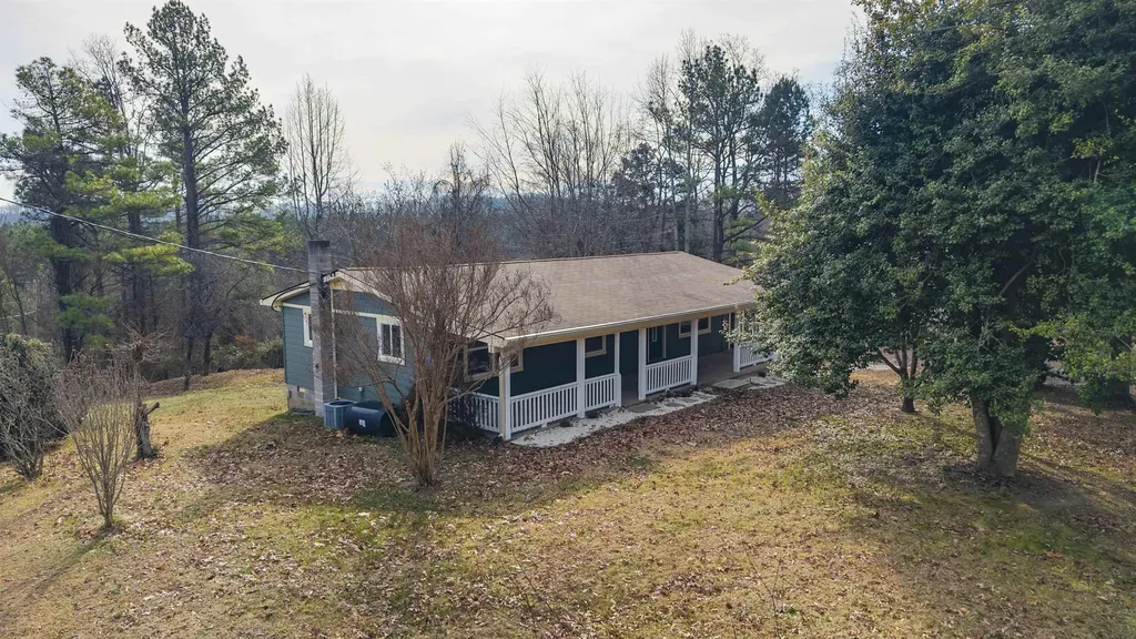 7081 Secretarys Sand Road Schuyler VA 22969