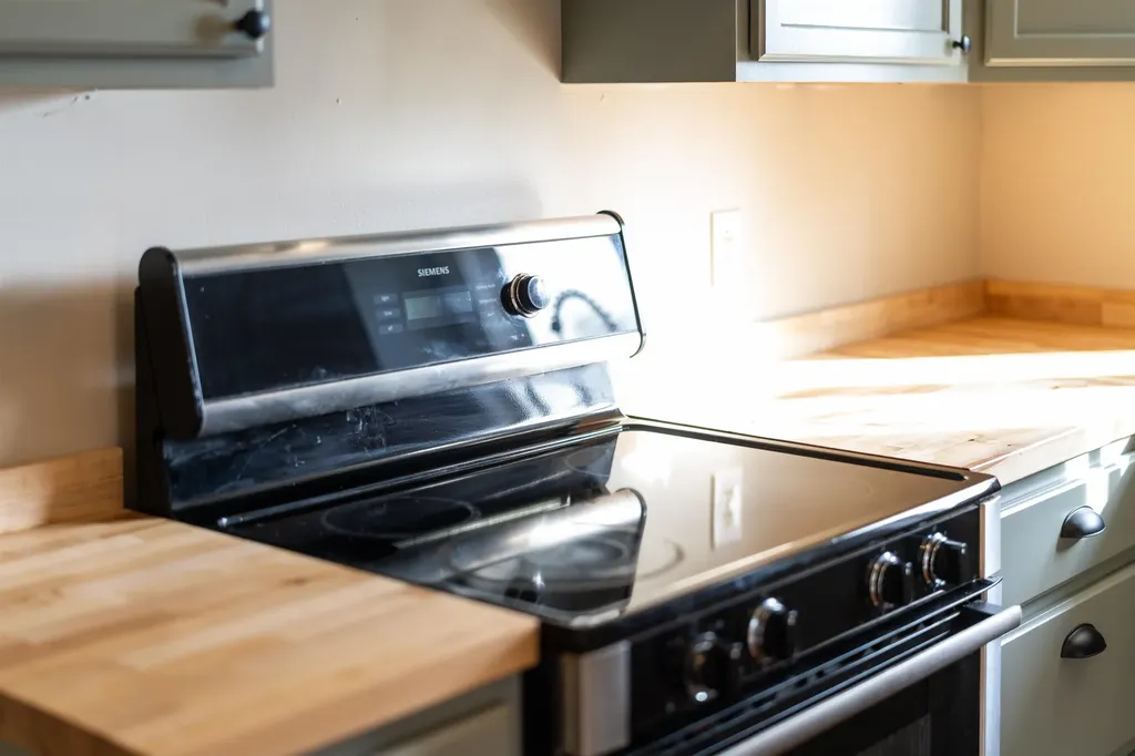 7081 Secretarys Sand Road Schuyler VA 22969