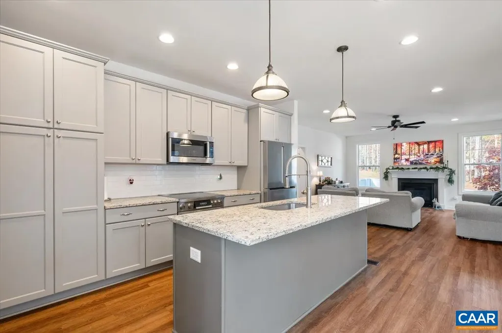 481 Country Creek Way Palmyra VA 22963