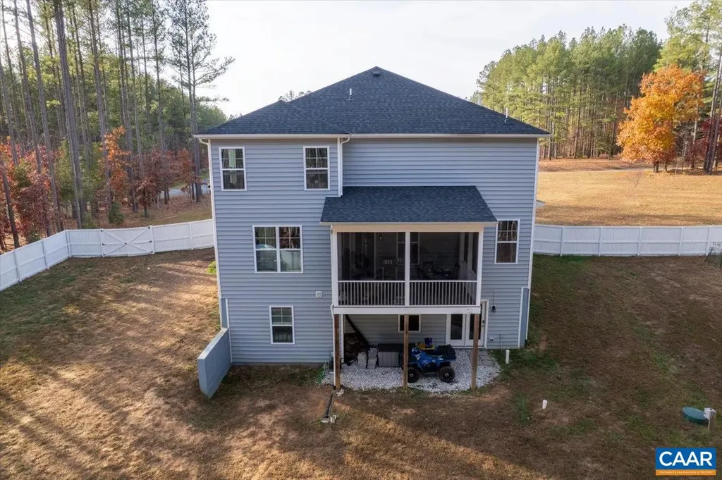 481 Country Creek Way Palmyra VA 22963