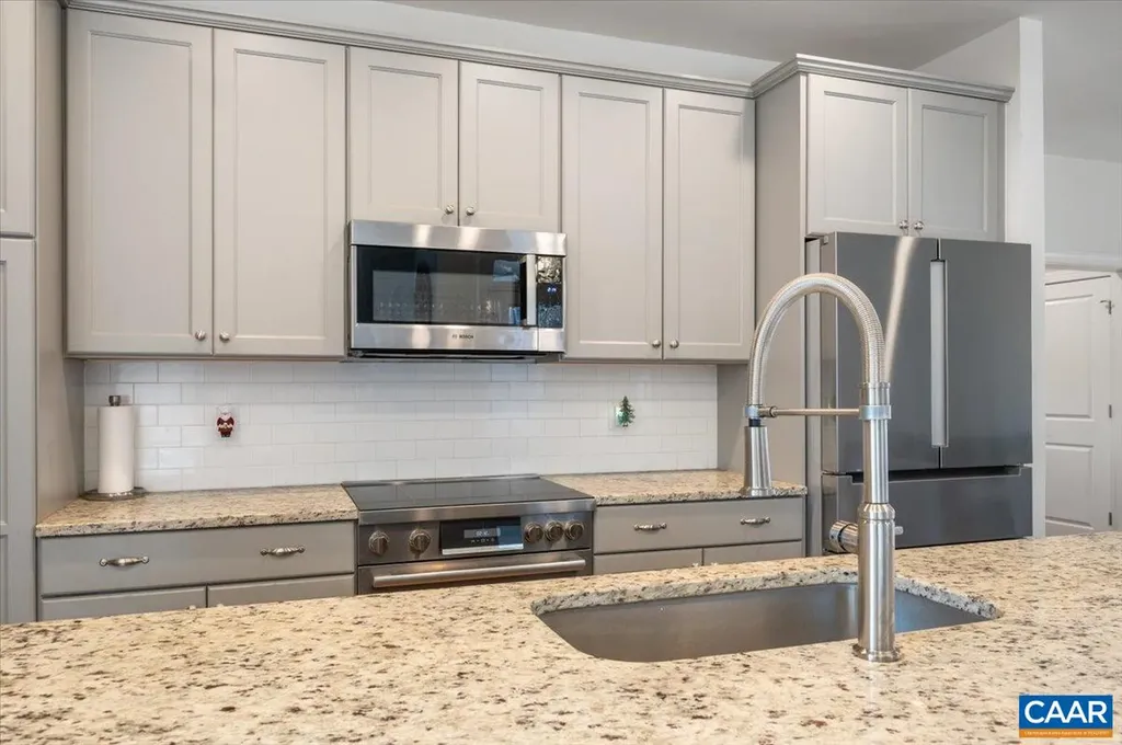 481 Country Creek Way Palmyra VA 22963