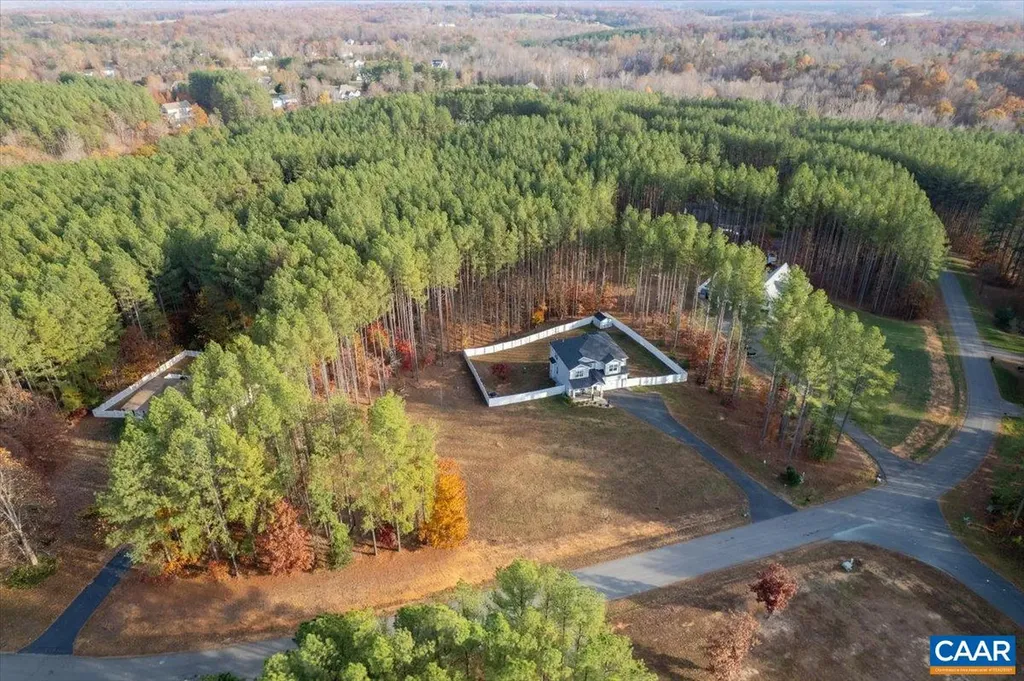 481 Country Creek Way Palmyra VA 22963