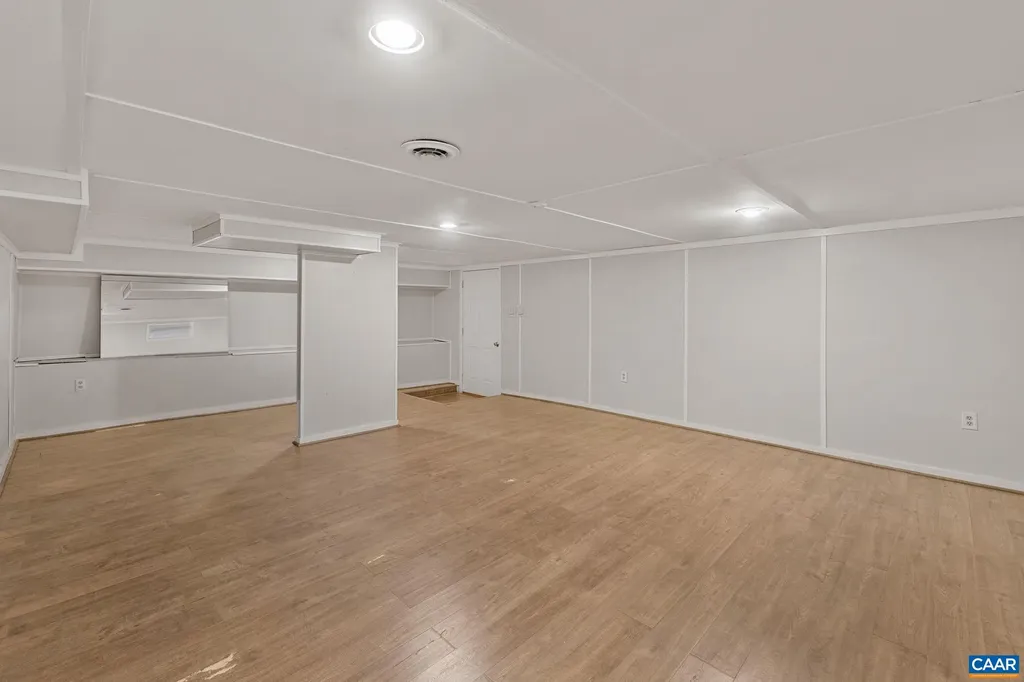 1007 Montrose Avenue Charlottesville VA 22902