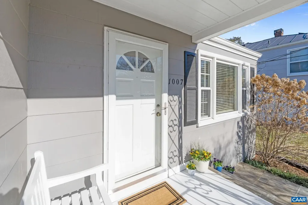 1007 Montrose Avenue Charlottesville VA 22902