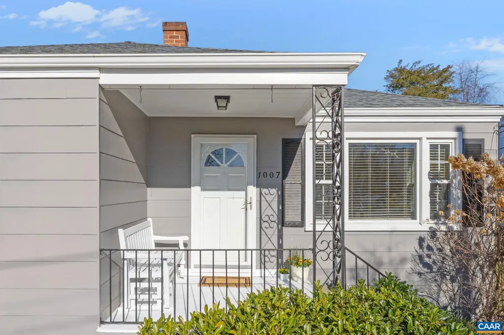 1007 Montrose Avenue Charlottesville VA 22902