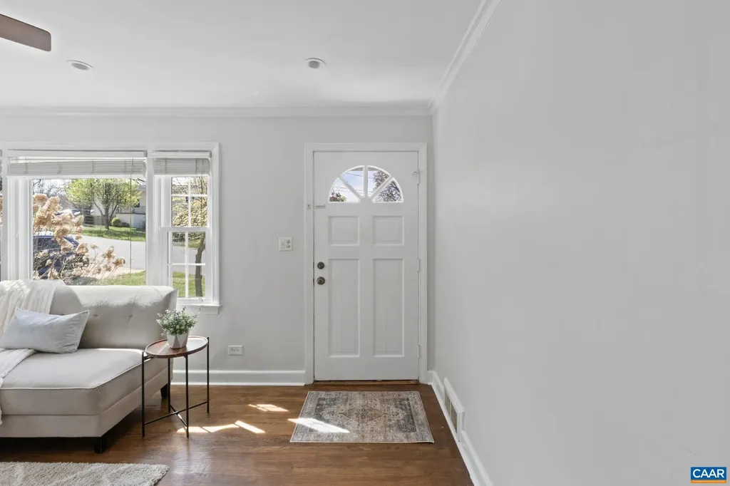 1007 Montrose Avenue Charlottesville VA 22902