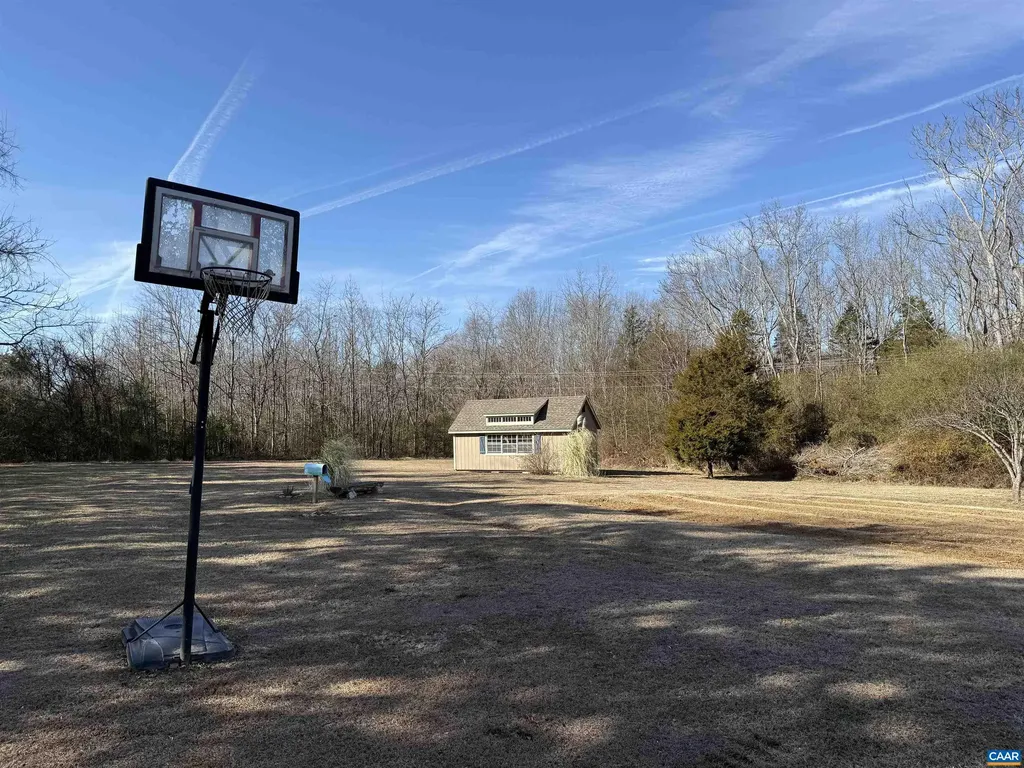 2019 Bybee Road Louisa VA 23093
