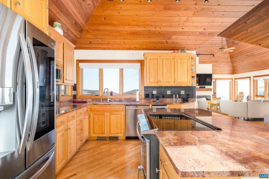 353 Crawfords Edge Wintergreen Resort VA 22967