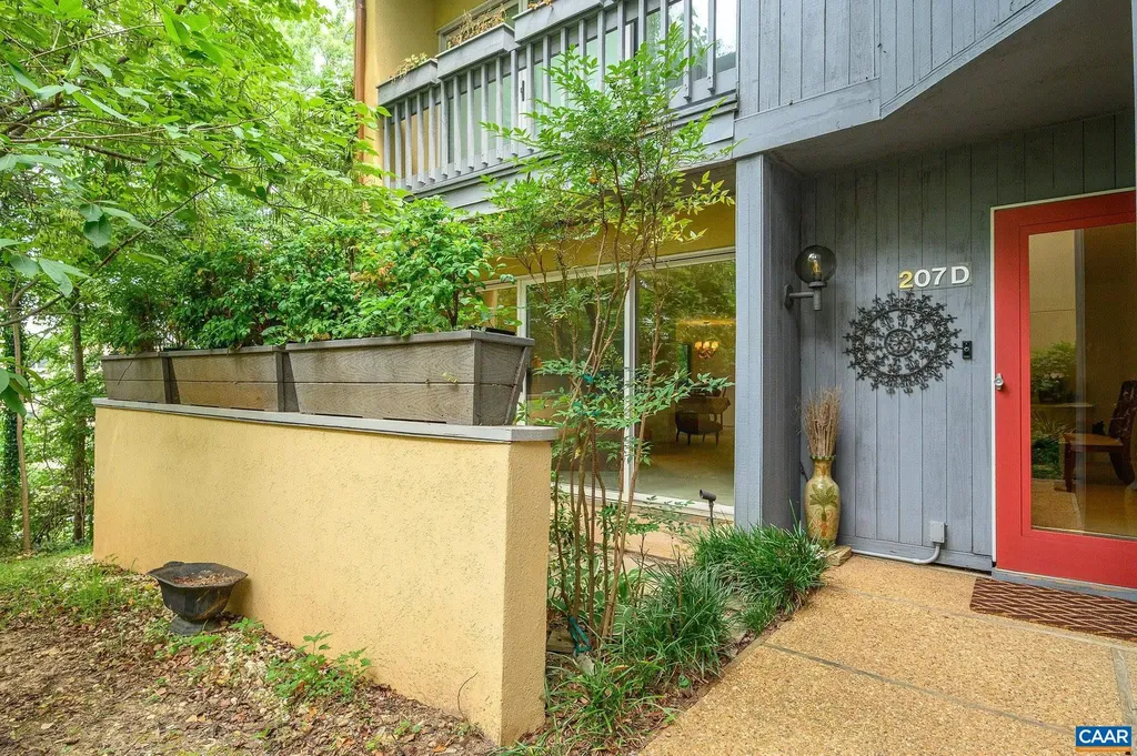 207 2nd Street NW Charlottesville VA 22902