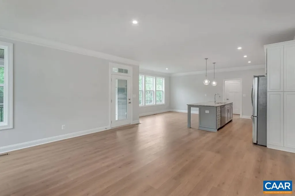 2A Sablewood Drive Charlottesville VA 22911