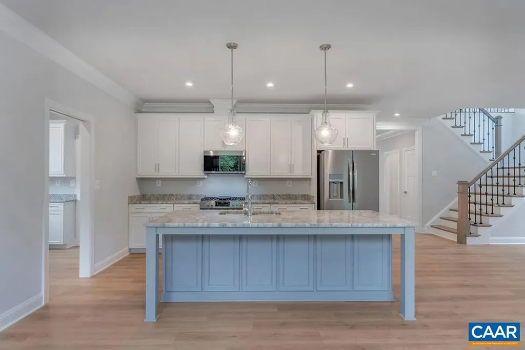 2A Sablewood Drive Charlottesville VA 22911
