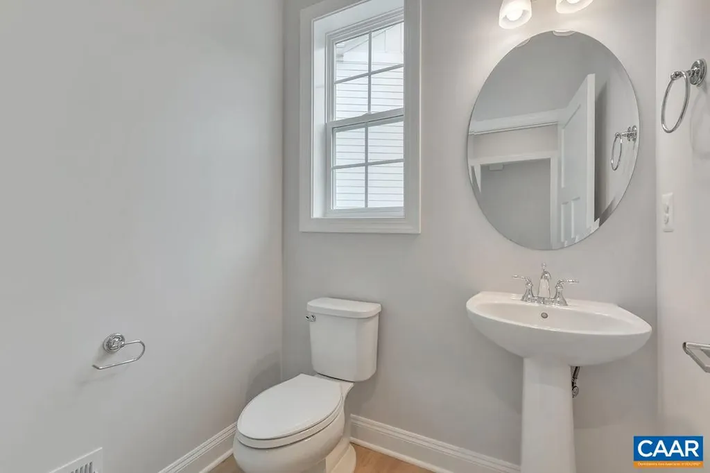 2A Sablewood Drive Charlottesville VA 22911