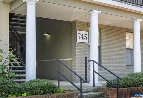 745 Walker Square Charlottesville VA 22903