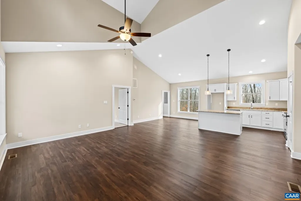 1676 Jerusalem Church Road Scottsville VA 23921