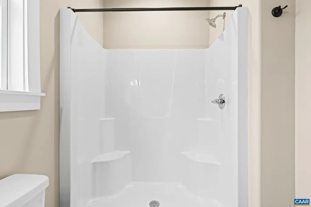 1676 Jerusalem Church Road Scottsville VA 23921