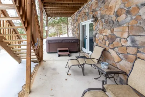 166 Deer Drive Mcgaheysville VA 22840