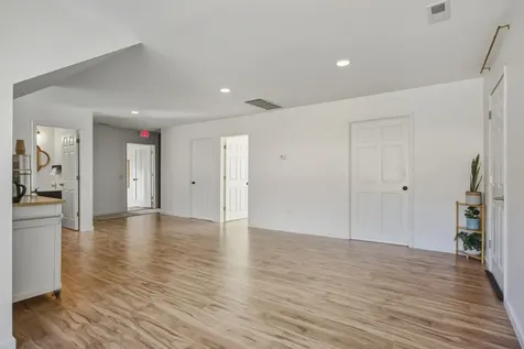 2704 Spotswood Trail Rockingham VA 22801