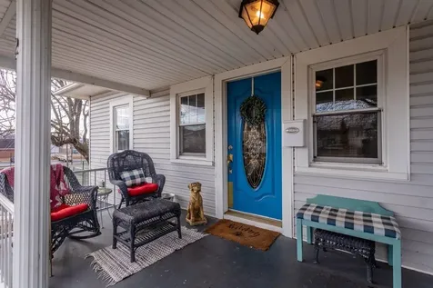 211 Second Street Shenandoah VA 22849
