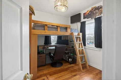211 Second Street Shenandoah VA 22849