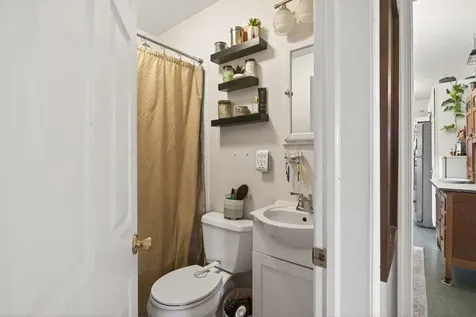 211 Second Street Shenandoah VA 22849