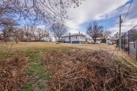 211 Second Street Shenandoah VA 22849