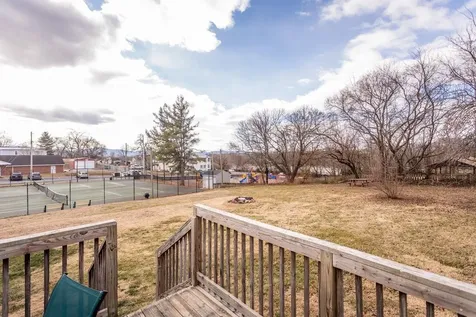 211 Second Street Shenandoah VA 22849