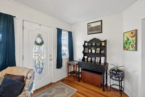 211 Second Street Shenandoah VA 22849