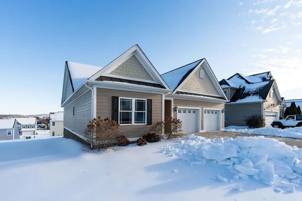 228 Windsor Drive Fishersville VA 22939