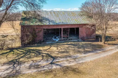514 Lipscomb Road Stuarts Draft VA 24477