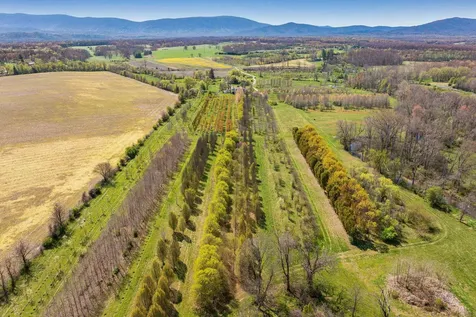 514 Lipscomb Road Stuarts Draft VA 24477