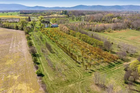 514 Lipscomb Road Stuarts Draft VA 24477