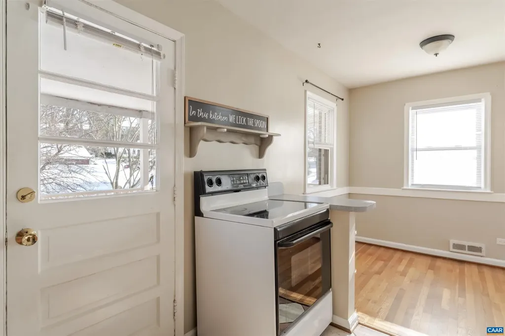 1006 Holmes Avenue Charlottesville VA 22901