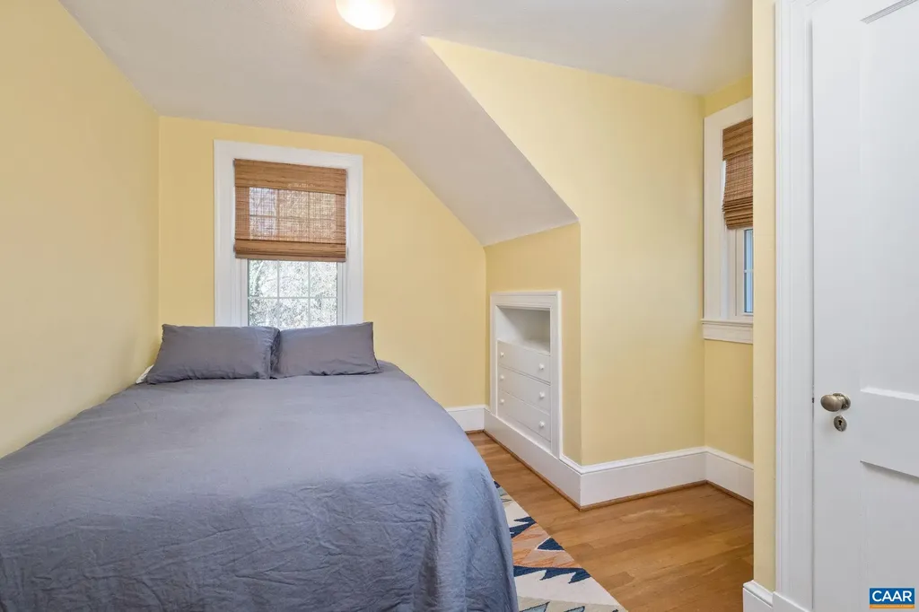 602 Main Street N Gordonsville VA 22942