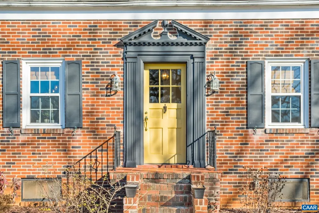 602 Main Street N Gordonsville VA 22942