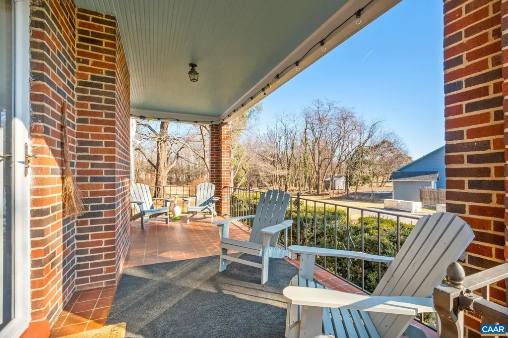 602 Main Street N Gordonsville VA 22942