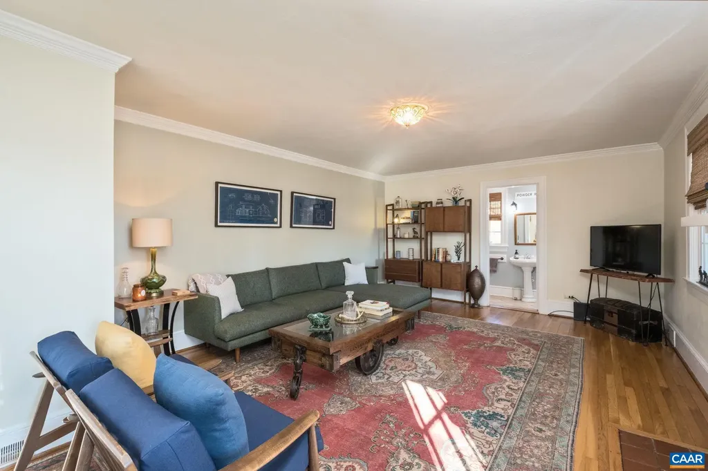 602 Main Street N Gordonsville VA 22942