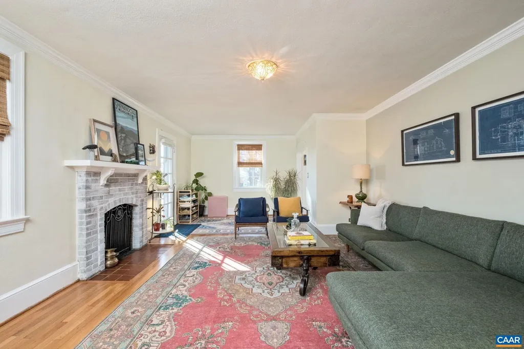 602 Main Street N Gordonsville VA 22942